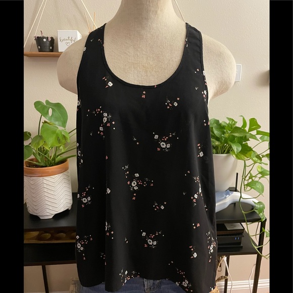 Floral tank top - Picture 1 of 2
